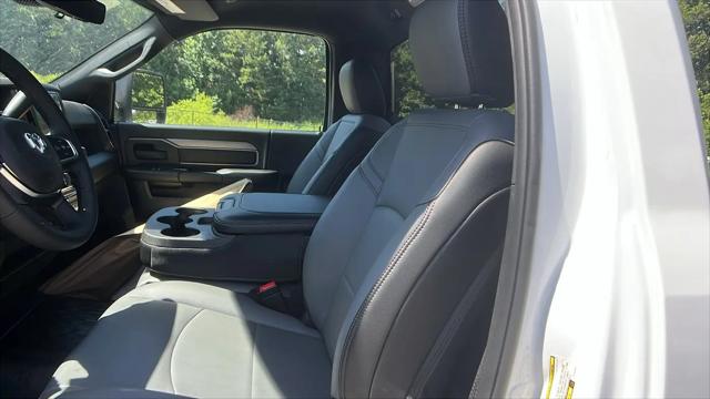 2025 Ram 5500 Tradesman/Big Horn
