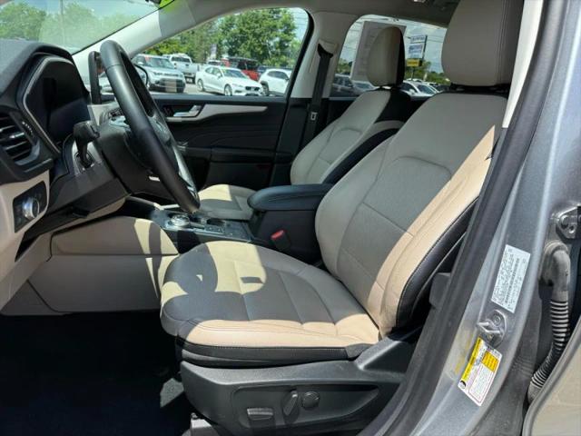 2022 Ford Escape SEL Hybrid