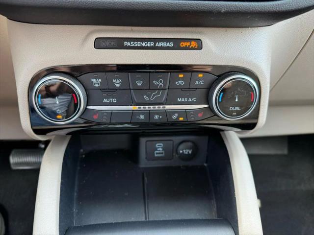 2022 Ford Escape SEL Hybrid
