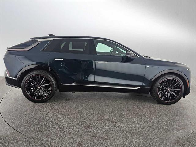 2025 Cadillac iQ Luxury w/1SE
