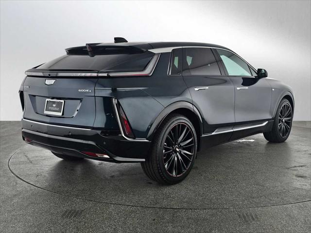 2025 Cadillac iQ Luxury w/1SE