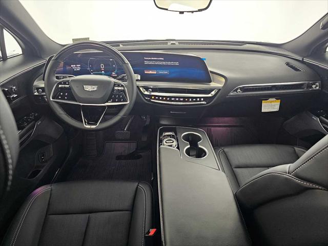 2025 Cadillac iQ Luxury w/1SE