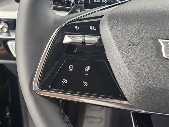 2025 Cadillac iQ Luxury w/1SE