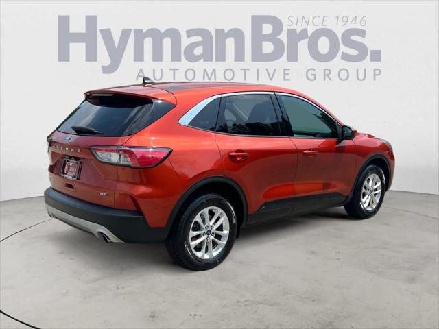 2020 Ford Escape SE