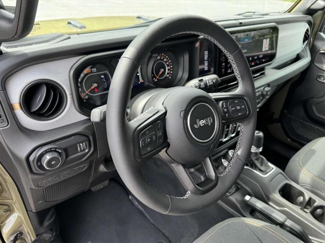 2025 Jeep Wrangler 4-Door Summit 4x4 2025 Jeep Wrangler 4-Door Summit 4x4