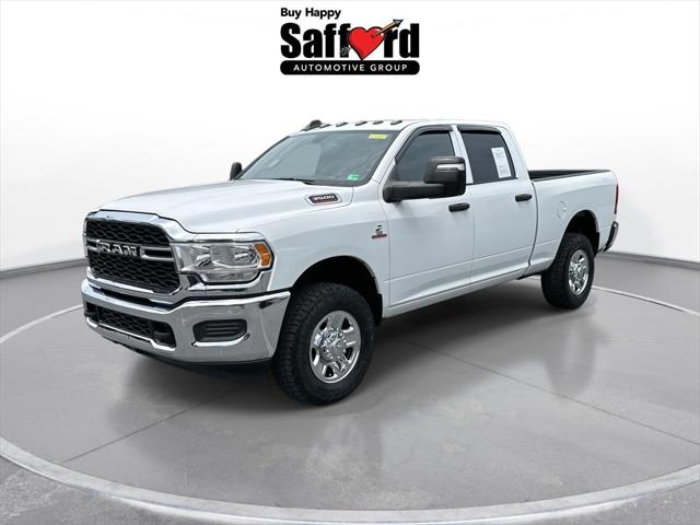 2024 RAM 3500 Tradesman Crew Cab 4x4 64 Box