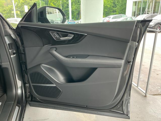 2025 Audi Q8 Premium Plus 55 TFSI quattro