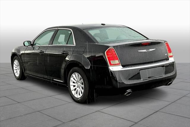 2012 Chrysler 300 Unknown
