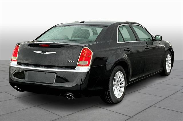 2012 Chrysler 300 Unknown
