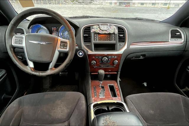 2012 Chrysler 300 Unknown