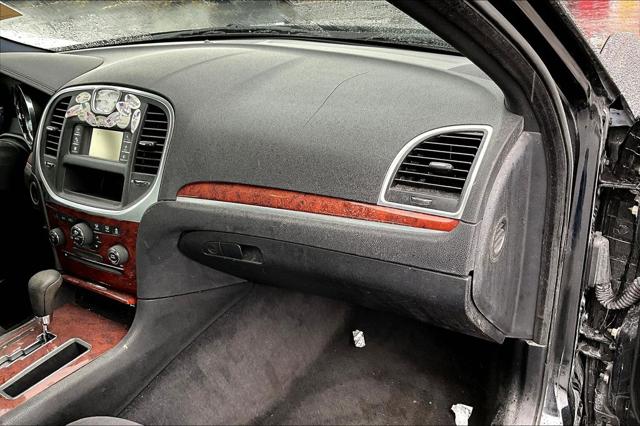 2012 Chrysler 300 Unknown