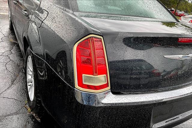 2012 Chrysler 300 Unknown