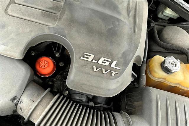 2012 Chrysler 300 Unknown