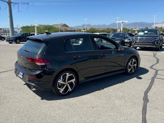 2025 Volkswagen Golf GTI 2.0T SE
