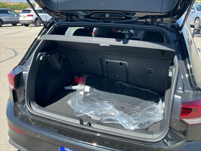 2025 Volkswagen Golf GTI 2.0T SE
