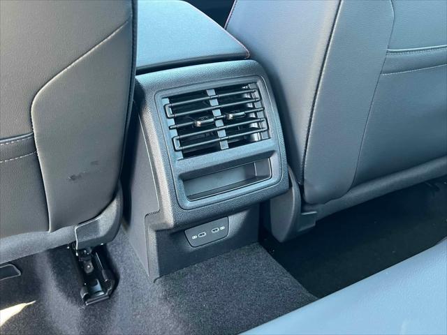 2025 Volkswagen Golf GTI 2.0T SE
