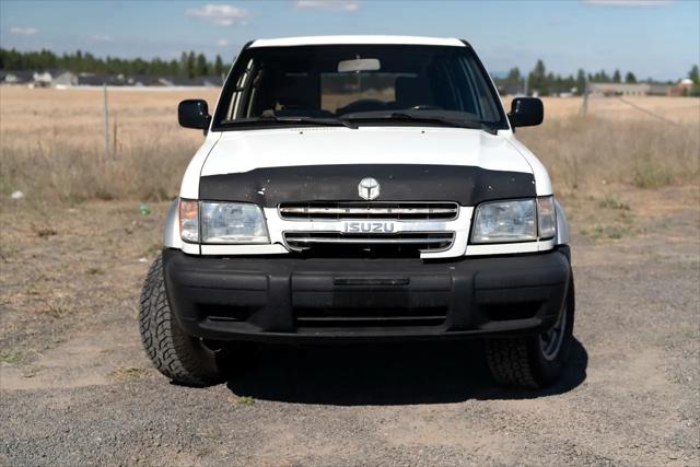 2002 Isuzu Trooper S