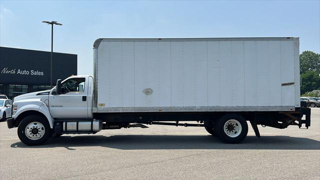 2017 Ford F-650 Base