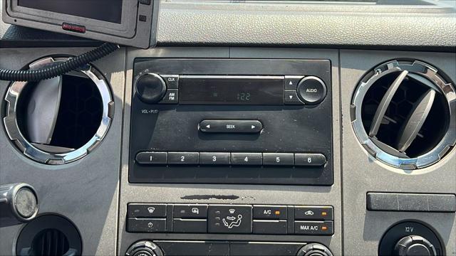 2017 Ford F-650 Base