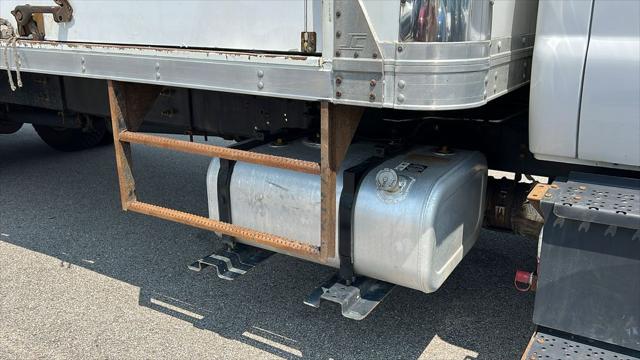 2017 Ford F-650 Base