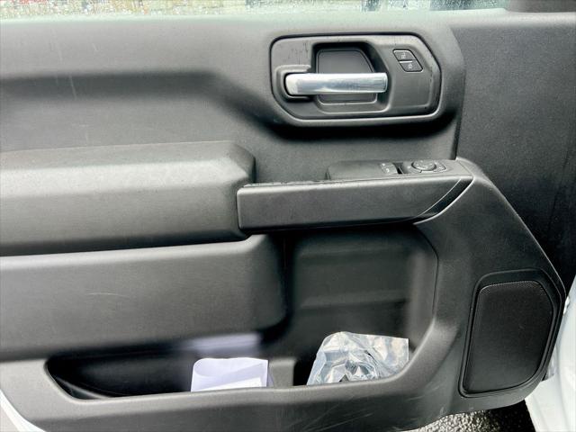 2025 GMC Sierra 2500HD 2WD Regular Cab Long Bed Pro