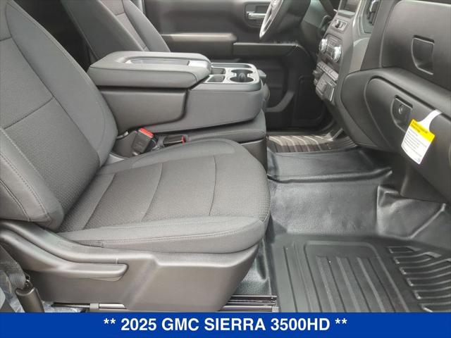 2025 GMC Sierra 3500HD 4WD Double Cab Long Bed Pro