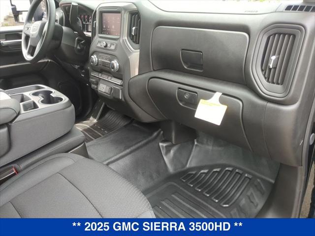 2025 GMC Sierra 3500HD 4WD Double Cab Long Bed Pro
