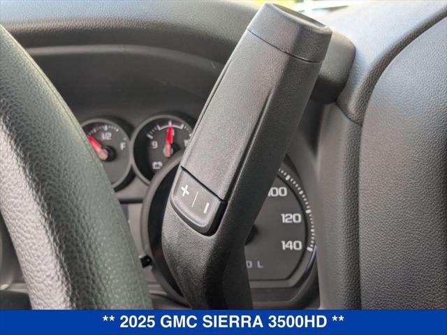 2025 GMC Sierra 3500HD 4WD Double Cab Long Bed Pro
