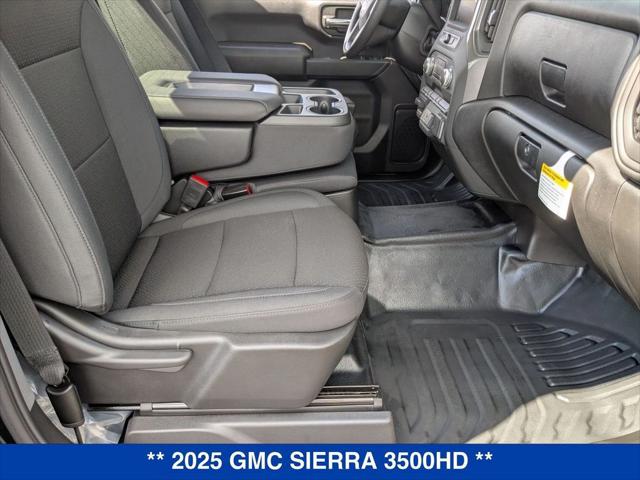 2025 GMC Sierra 3500HD 4WD Double Cab Long Bed Pro