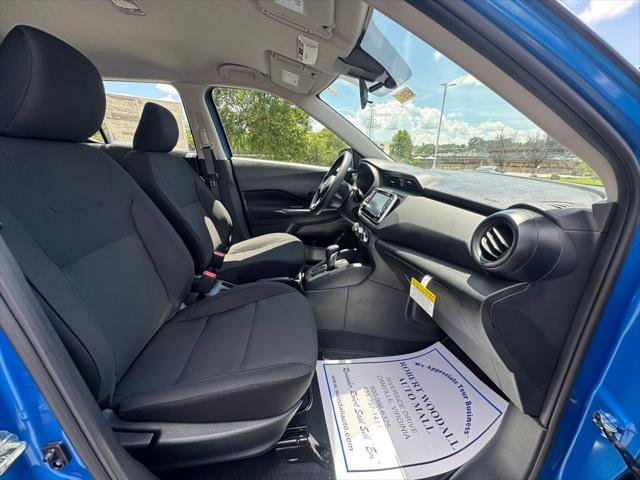 2025 Nissan Kicks S