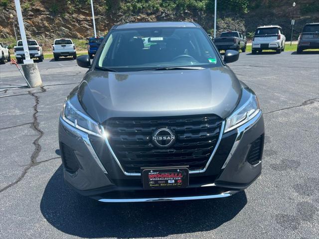 2025 Nissan Kicks S