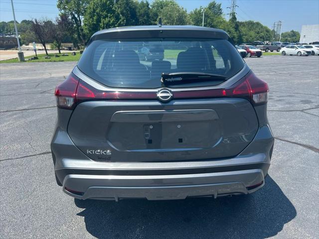 2025 Nissan Kicks S
