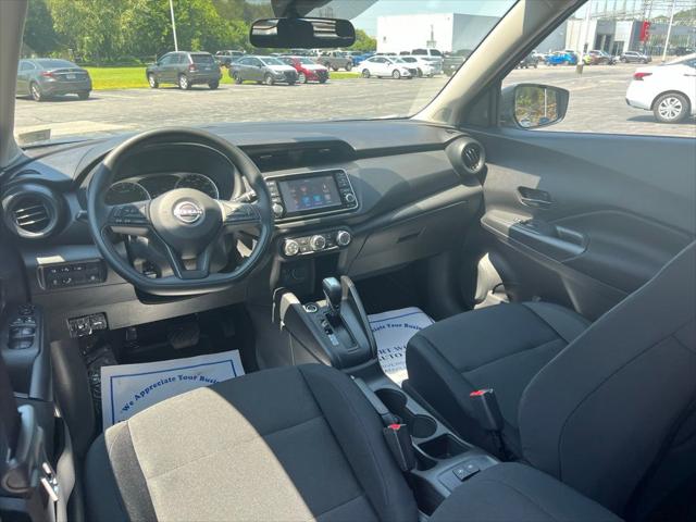 2025 Nissan Kicks S