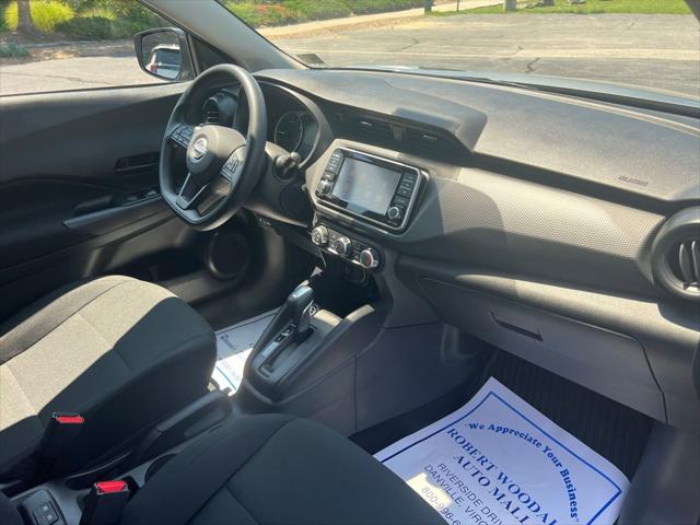 2025 Nissan Kicks S