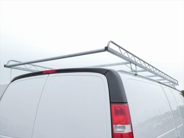 2025 GMC Savana Cargo RWD 3500 Regular Wheelbase Work Van