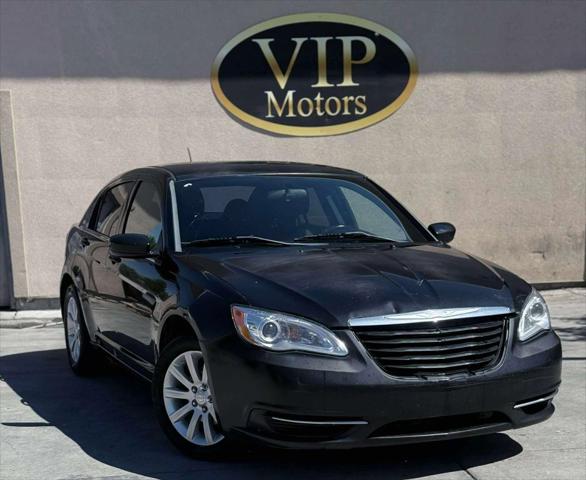 2014 Chrysler 200 Touring