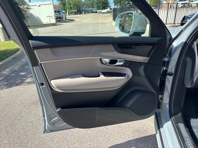 2026 Volvo XC90 Plus, B6 AWD Gas (mild hybrid), Gasoline, Bright, 7 Seats