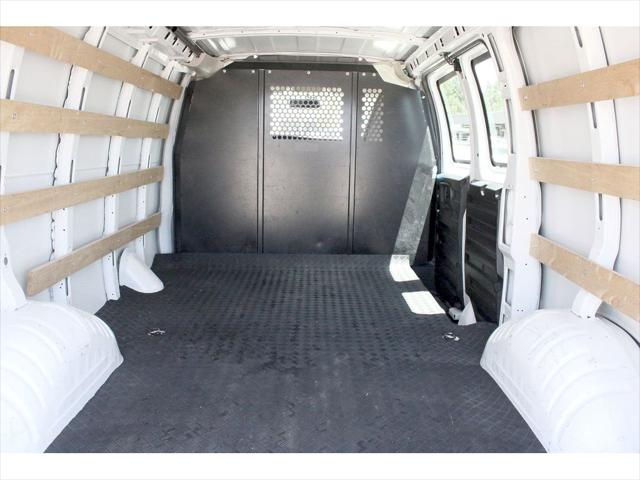 2023 Chevrolet Express Cargo Van RWD 2500 Regular Wheelbase WT