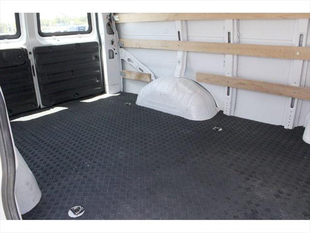 2023 Chevrolet Express Cargo Van RWD 2500 Regular Wheelbase WT