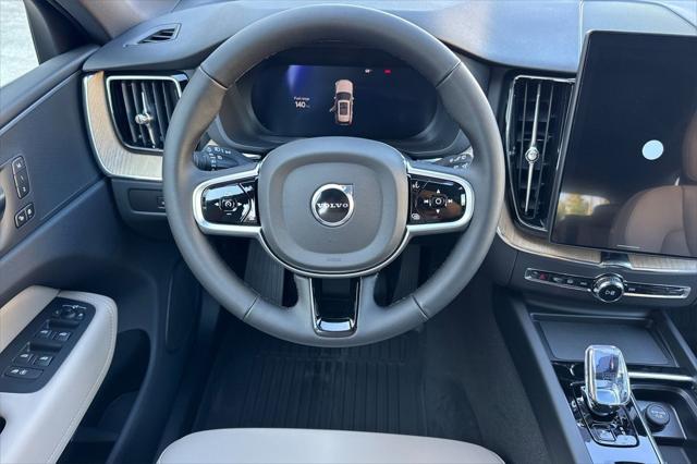 2026 Volvo XC60 B5 Plus