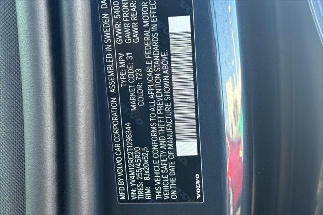 2026 Volvo XC60 B5 Plus