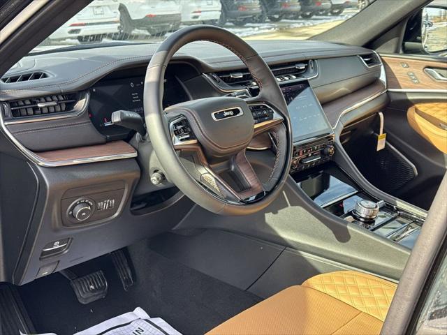 2025 Jeep Grand Cherokee GRAND CHEROKEE L SUMMIT 4X4 2025 Jeep Grand Cherokee GRAND CHEROKEE L SUMMIT 4X4