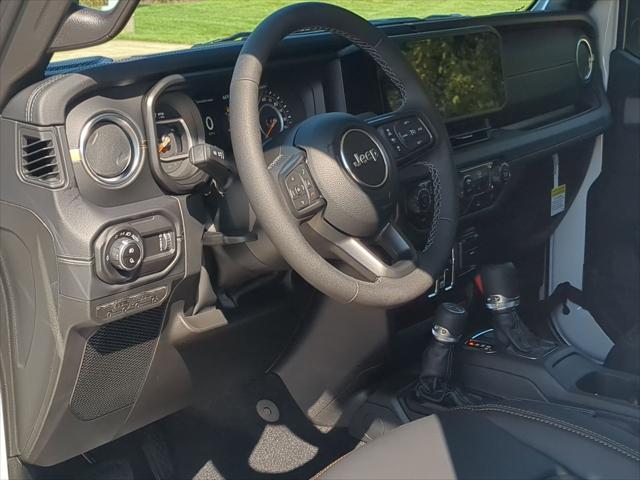 2025 Jeep Gladiator GLADIATOR HIGH TIDE 4X4
