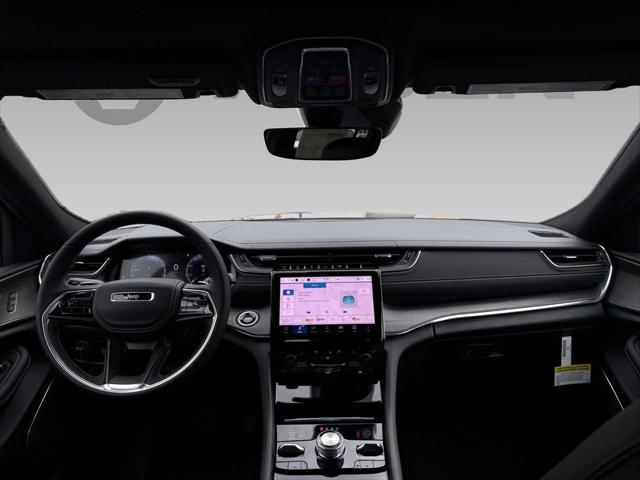 2025 Jeep Grand Cherokee GRAND CHEROKEE L OVERLAND 4X4