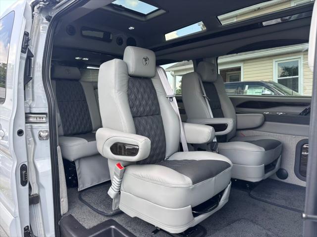 2025 Ford Transit Cargo Van Base