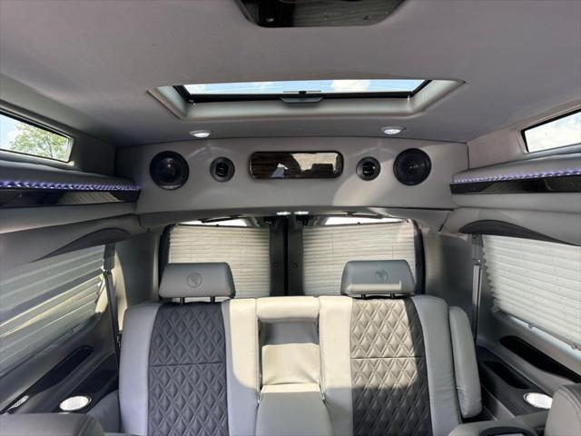 2025 Ford Transit Cargo Van Base