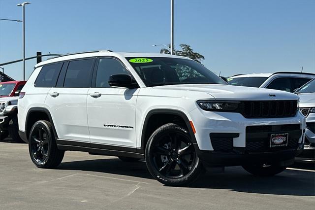 2025 Jeep Grand Cherokee GRAND CHEROKEE L ALTITUDE X 4X4