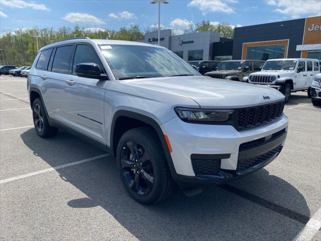 2025 Jeep Grand Cherokee GRAND CHEROKEE L ALTITUDE X 4X4