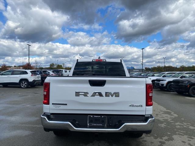 2025 RAM Ram 1500 RAM 1500 BIG HORN CREW CAB 4X4 57 BOX