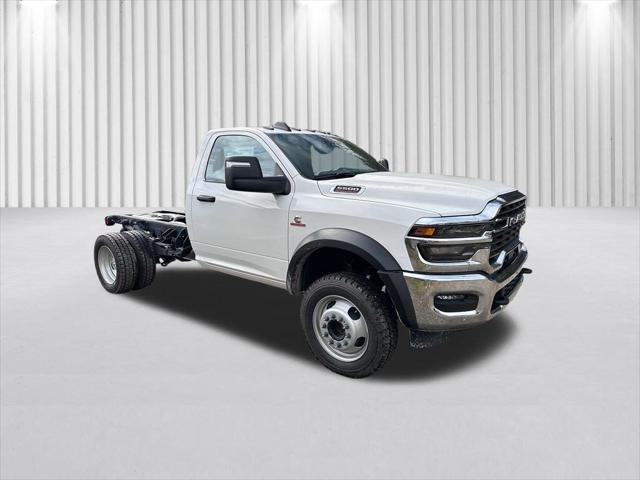 2026 RAM Ram 5500 Chassis Cab RAM 5500 TRADESMAN CHASSIS REGULAR CAB 4X4 60 CA 2026 RAM Ram 5500 Chassis Cab RAM 5500 TRADESMAN CHASSIS REGULAR CAB 4X4 60 CA